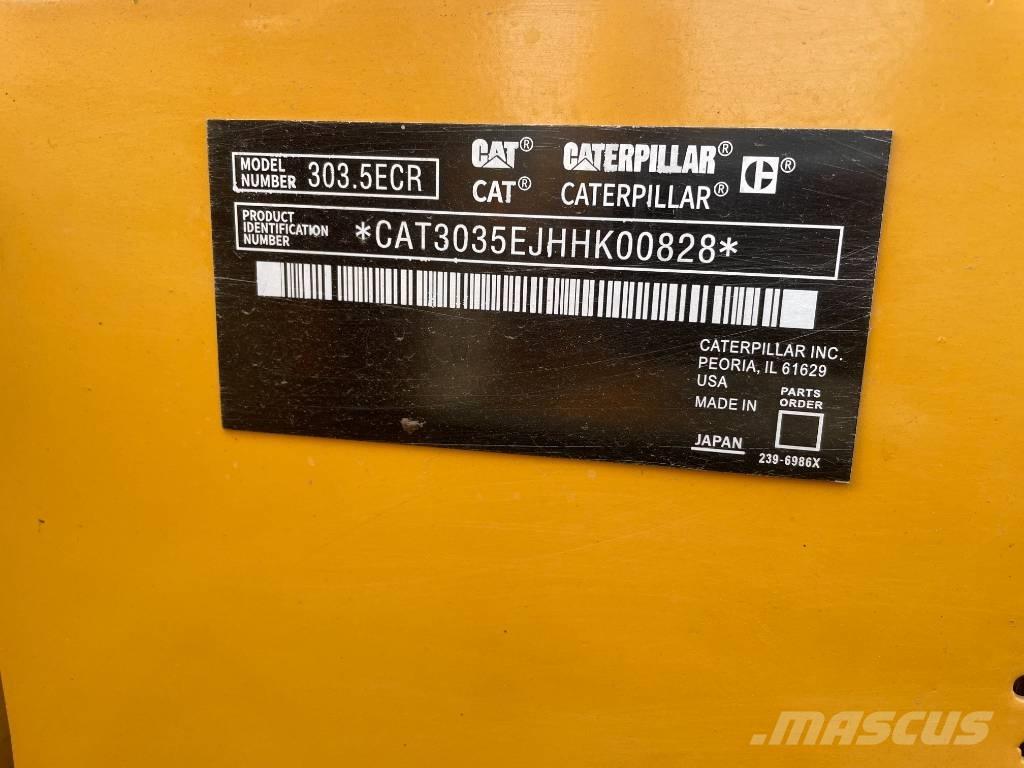 CAT 303 Minikoparki