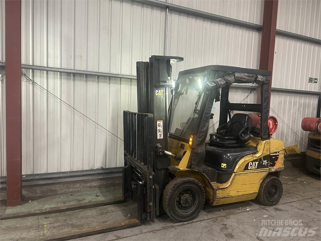 CAT GP25NT Wózki LPG