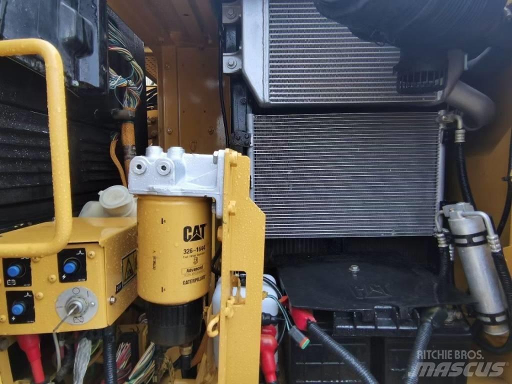 CAT 313D2GC Midikoparki  7t - 12t