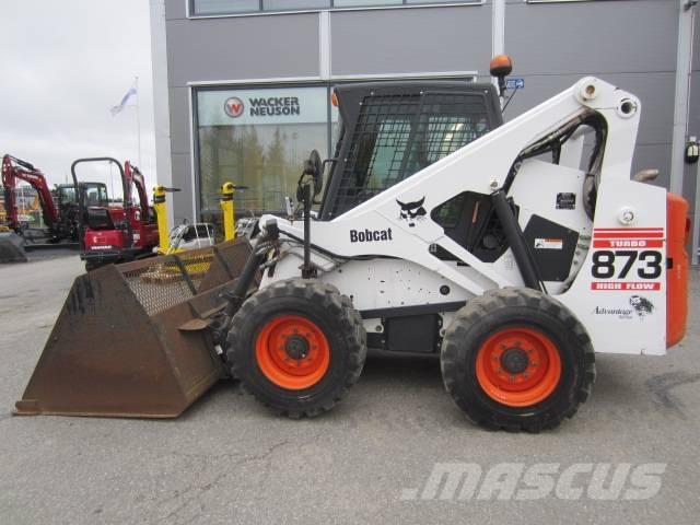Bobcat 873 HF Ładowarki burtowe