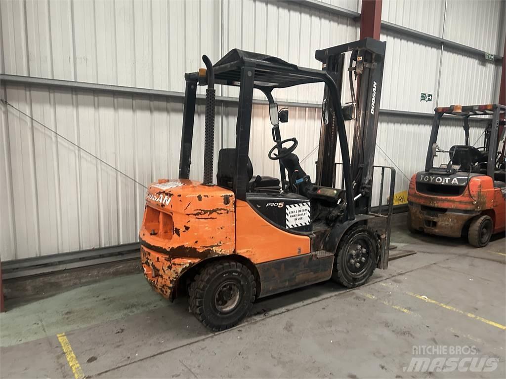 Doosan D25S-5 Wózki Diesla