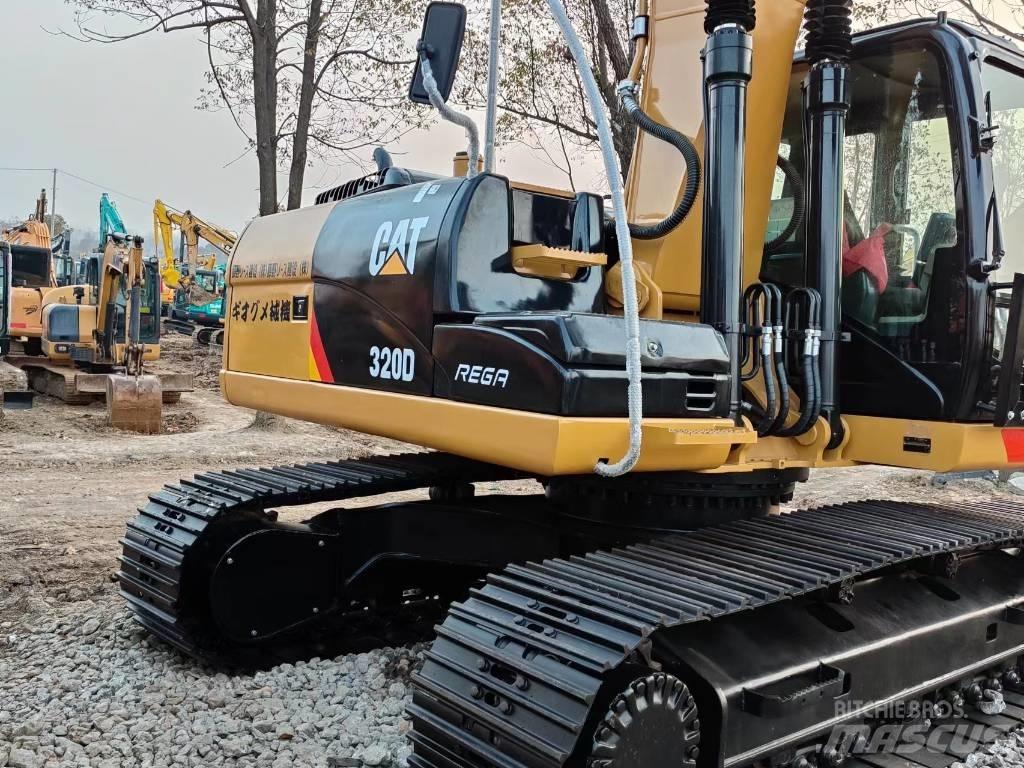 CAT 320 D Koparki gąsienicowe
