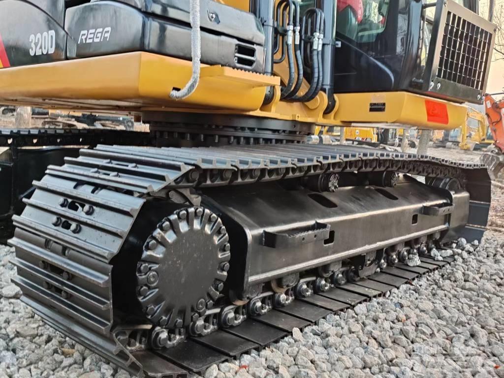 CAT 320 D Koparki gąsienicowe