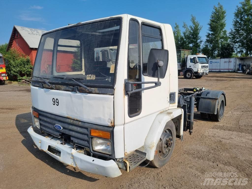 Ford CARGO 0713 Inne