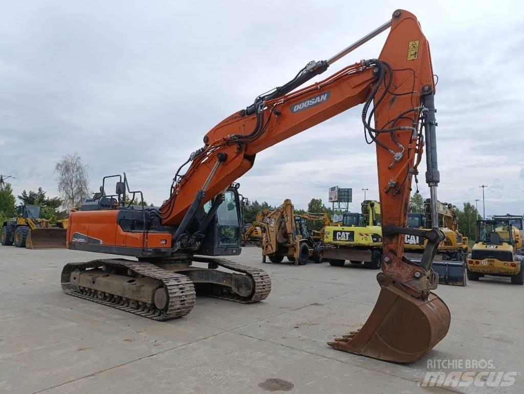 Doosan DX 255 LC-5 Koparki gąsienicowe