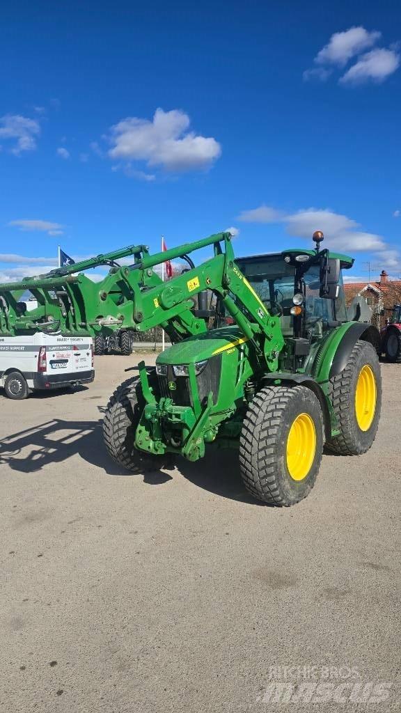 John Deere 5125R Ciągniki rolnicze