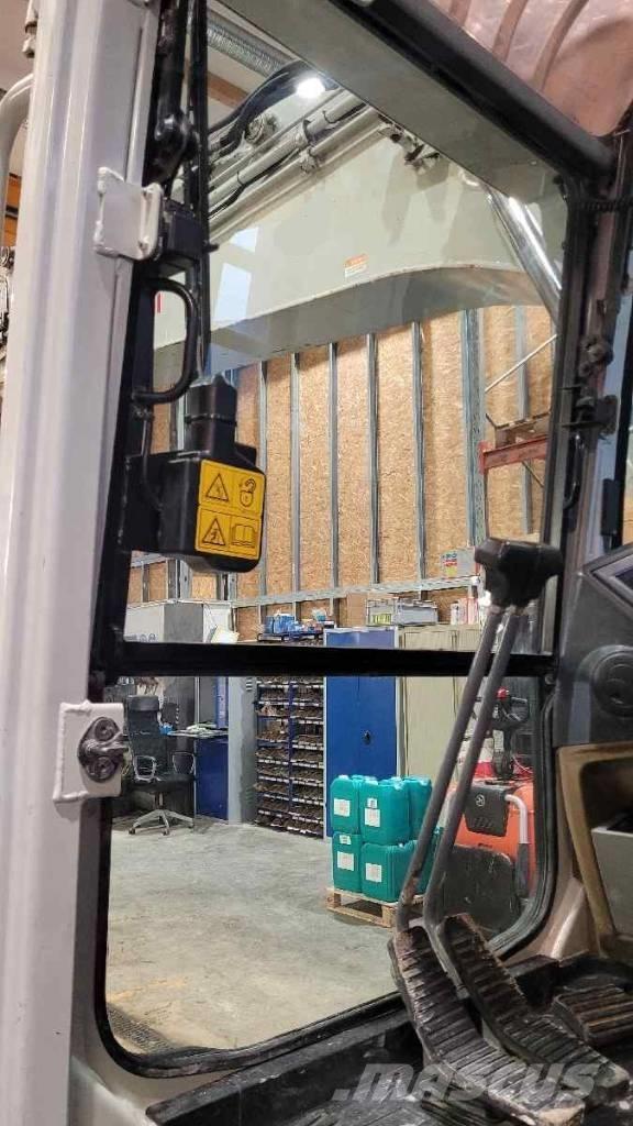 Takeuchi TB 2150 R Koparki gąsienicowe