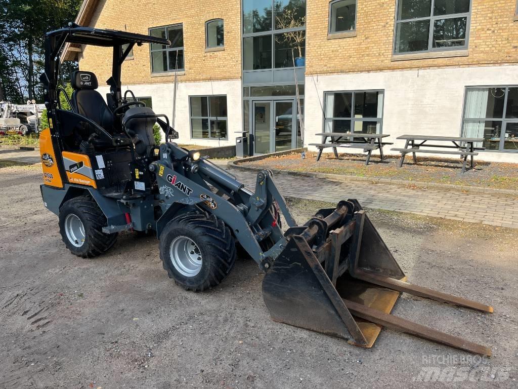 GiANT G 1500 X-tra Miniładowarki