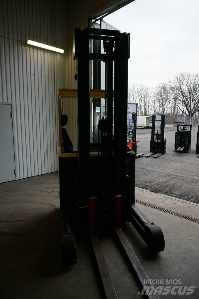 Hyster R1.4 Wózki widłowe wysokiego składowania
