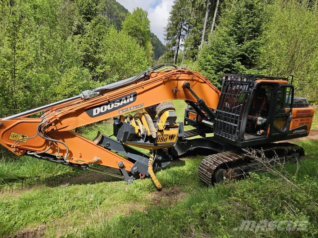 Doosan DX 235 NLC - 5 Koparki leśne