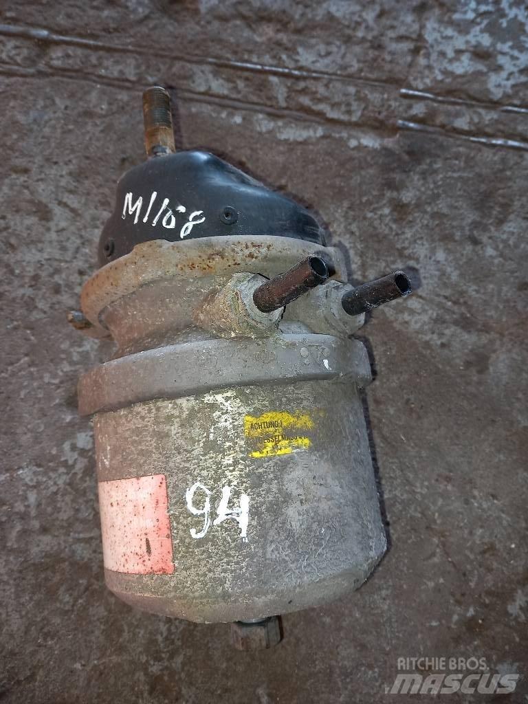 MAN TGS  81504109868 Hamulce