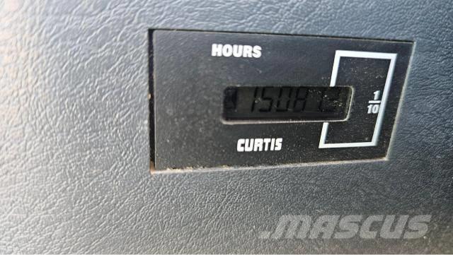 Hyundai Robex 300 LC Koparki gąsienicowe