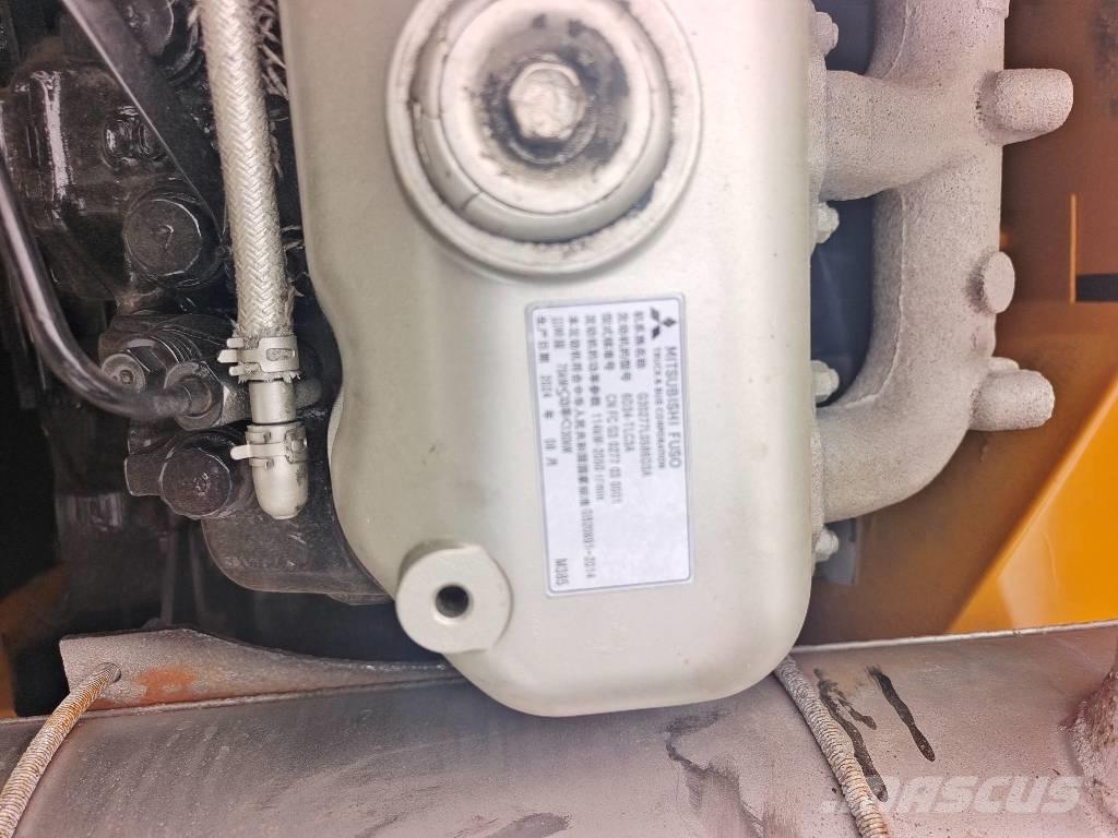 Sany SY 215 C Koparki gąsienicowe