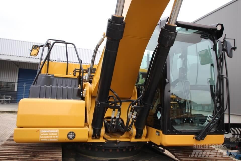 CAT 326-07 Koparki gąsienicowe