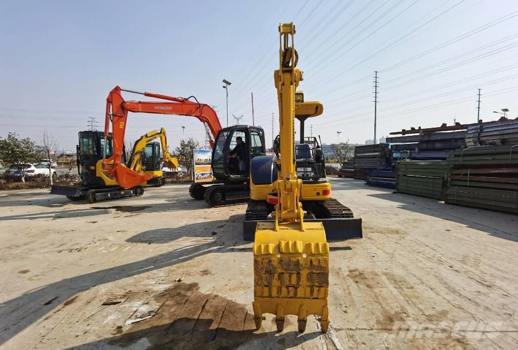 Komatsu PC 40 MR Minikoparki