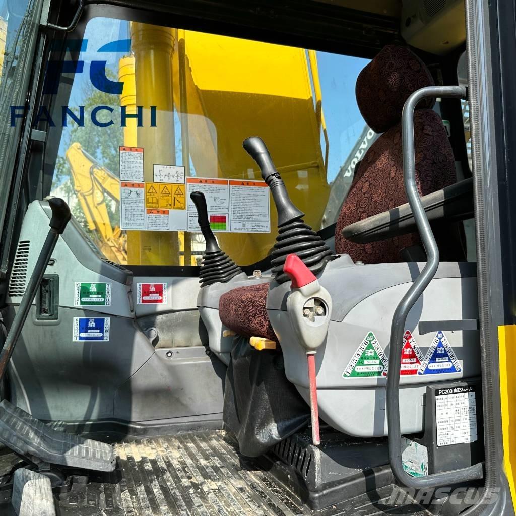 Komatsu PC 200-8 Koparki gąsienicowe