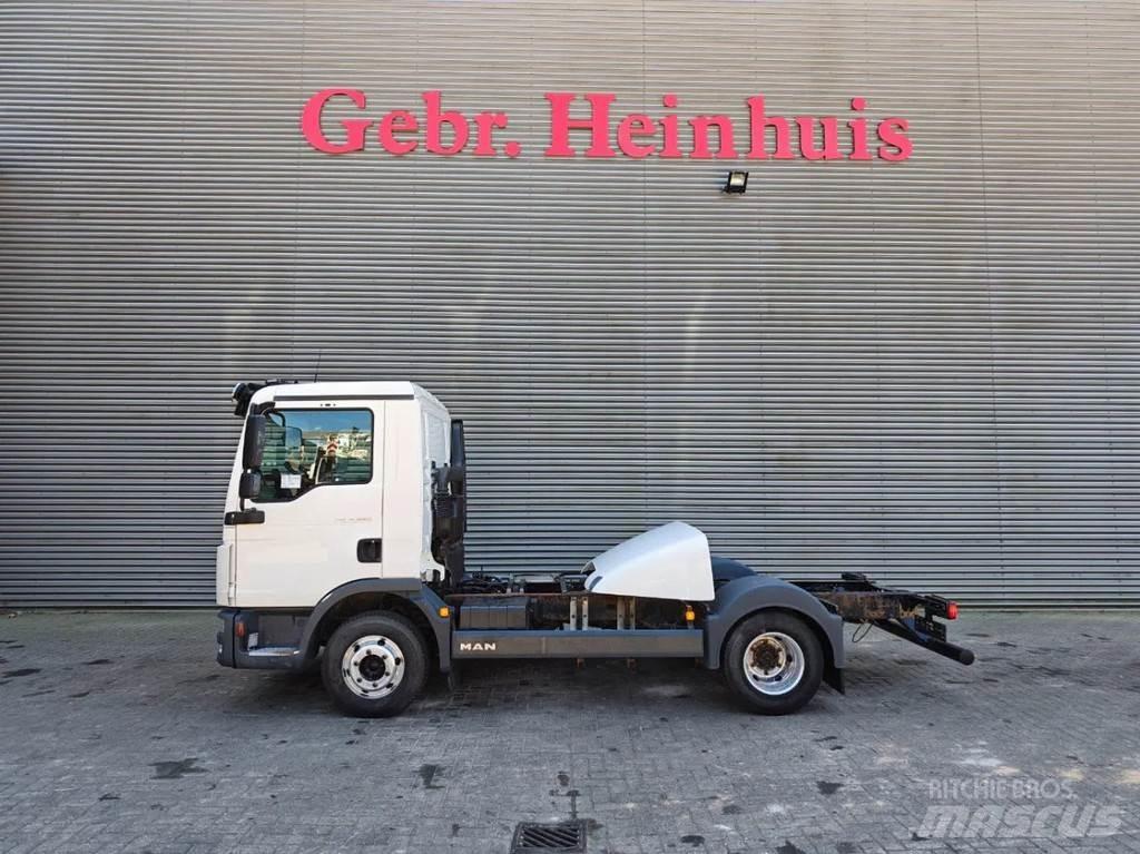 MAN TGL 8.220 4x2 Pojazdy pod zabudowę