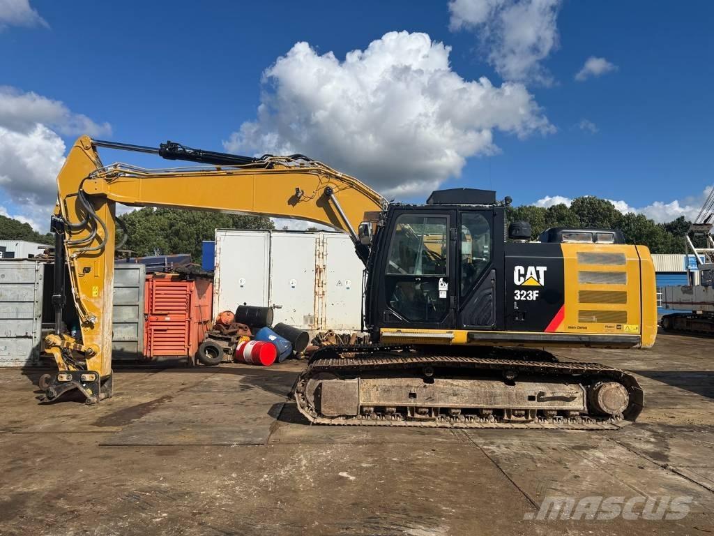 CAT 323 F L Koparki gąsienicowe