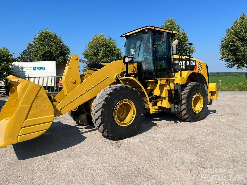 CAT 950M Ładowarki kołowe