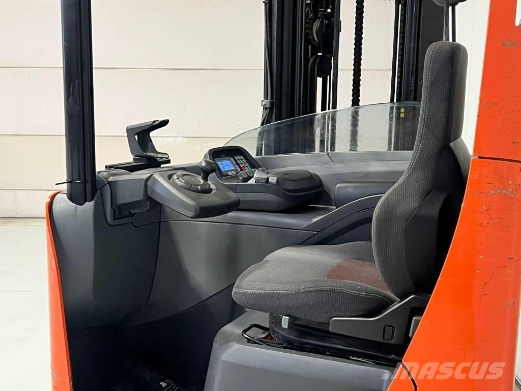 BT RRE160 Wózki widłowe wysokiego składowania
