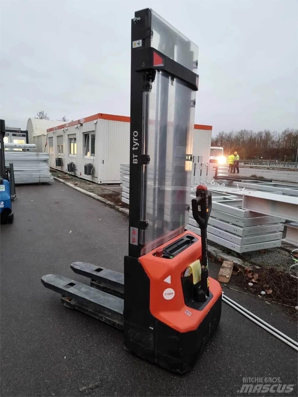 Toyota BT SHE100 Inne podnośniki