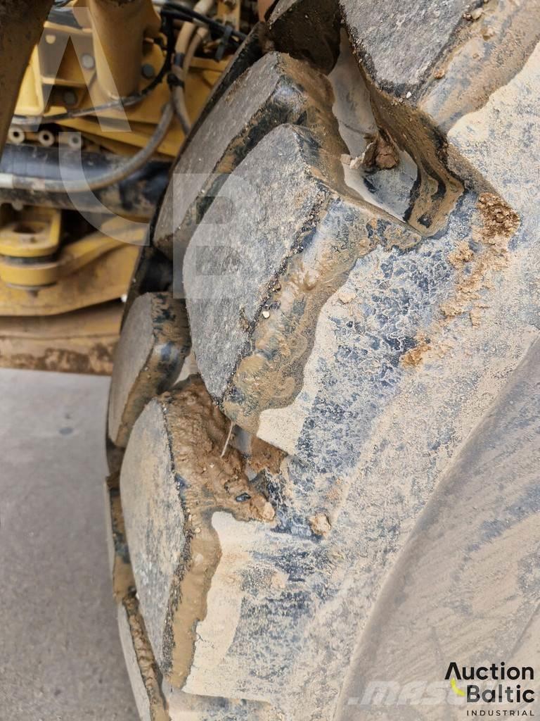 CAT 735C Wozidła przegubowe