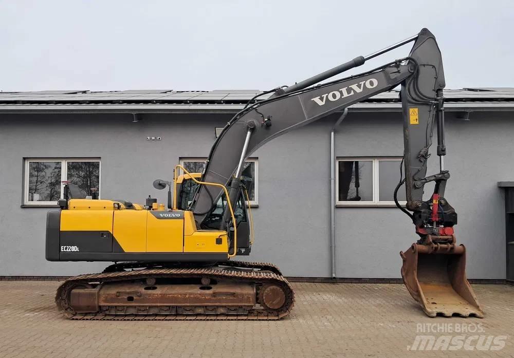 Volvo EC 220 DL Koparki gąsienicowe