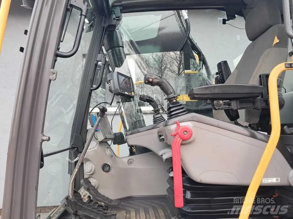 Volvo EC 220 DL Koparki gąsienicowe