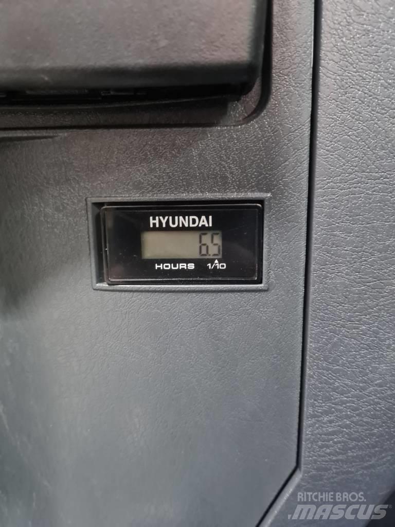Hyundai R60CR-9A Minikoparki