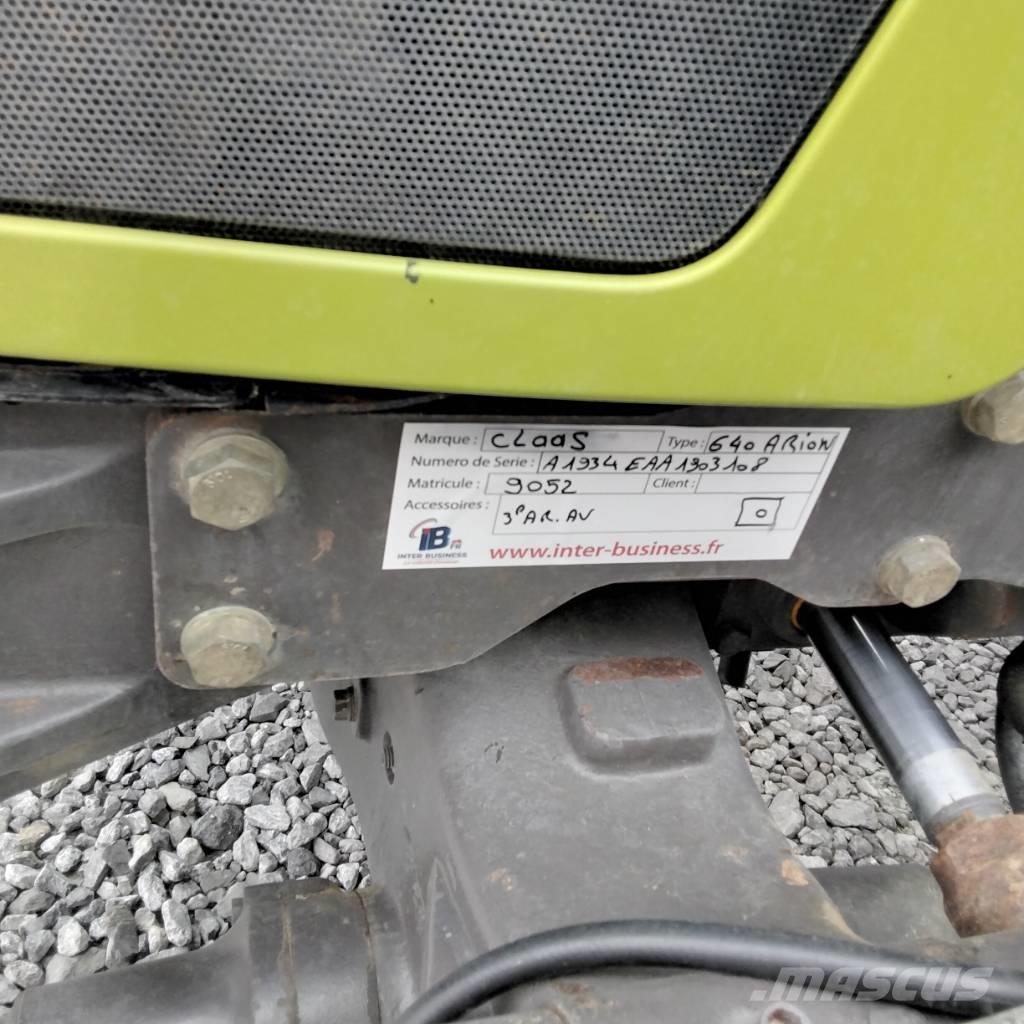 CLAAS 640 ARION Ciągniki rolnicze
