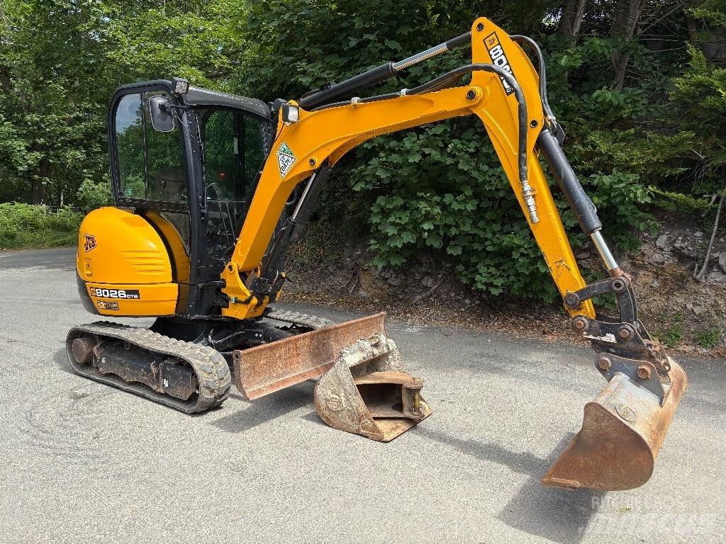 JCB 8026 CTS Minikoparki