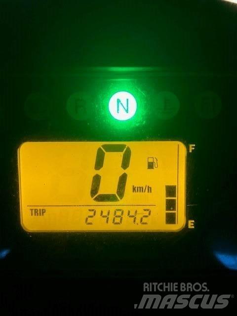 Suzuki LTA 400 F Pojazdy terenowe