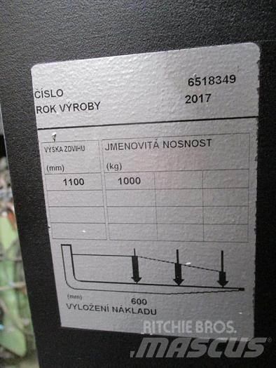 Toyota OSE 100W Wózki kompletacyjne nisko unoszące