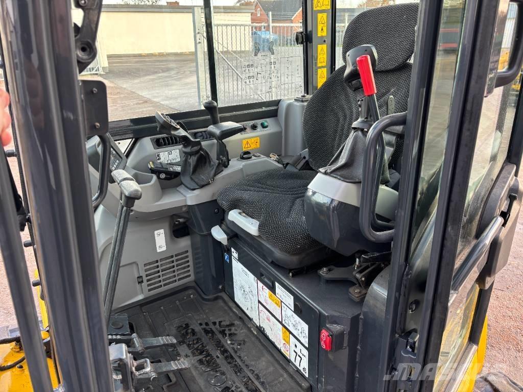 Komatsu PC55 MR-5 Minikoparki