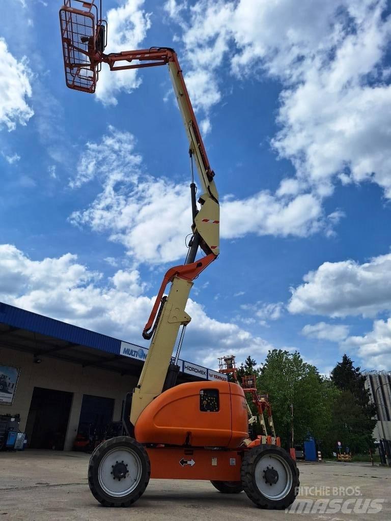 JLG 600 AJ Podnośniki przegubowe