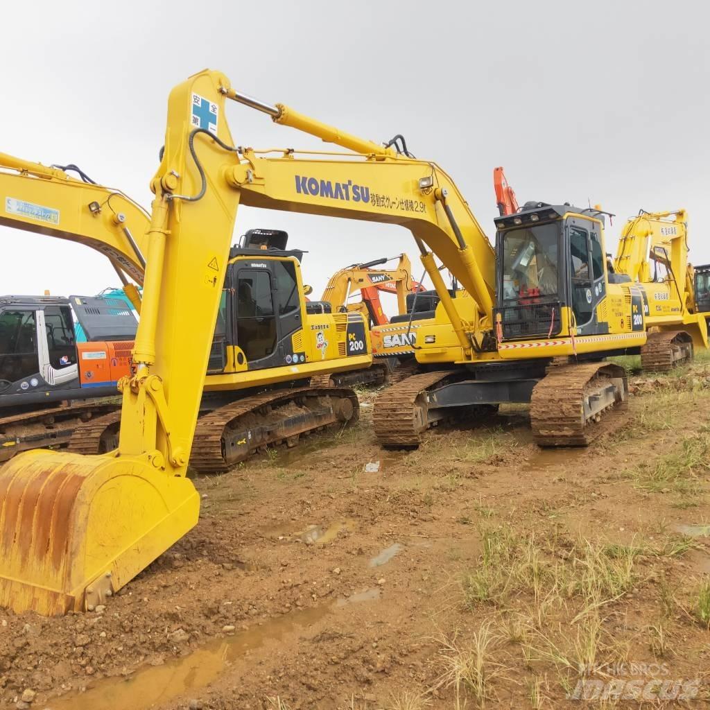 Komatsu PC200-8 Koparki gąsienicowe