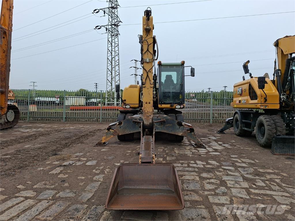 CAT M313D 4X4 Maszyny budowlane - Inne