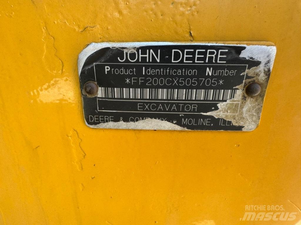 DEERE 200 LC Koparki gąsienicowe