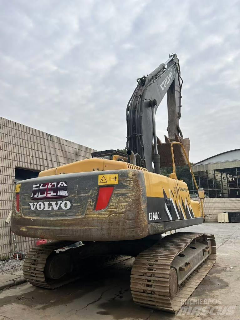 Volvo EC 240 Koparki gąsienicowe