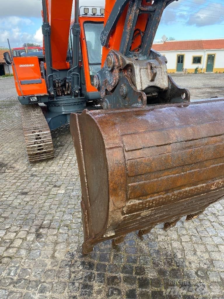 Doosan DX 220 NLC Koparki gąsienicowe