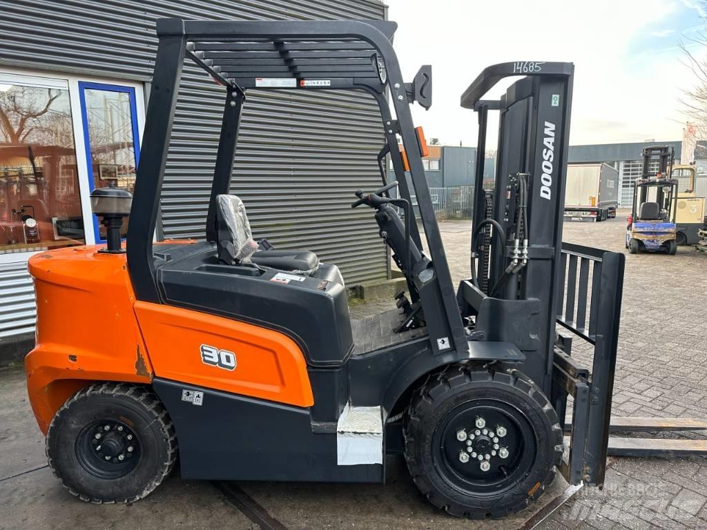 Doosan D30NX Wózki Diesla