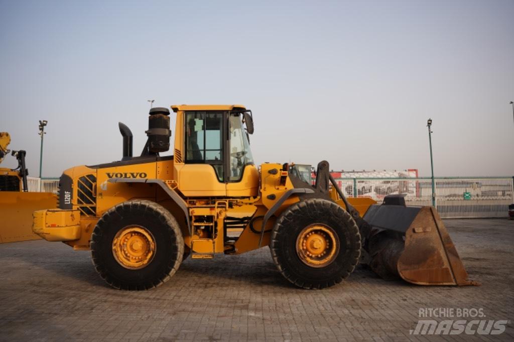 Volvo L 120 F Ładowarki kołowe