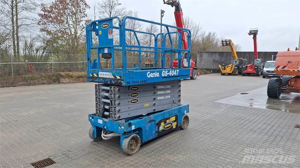 Genie GS4047 Podnośniki nożycowe