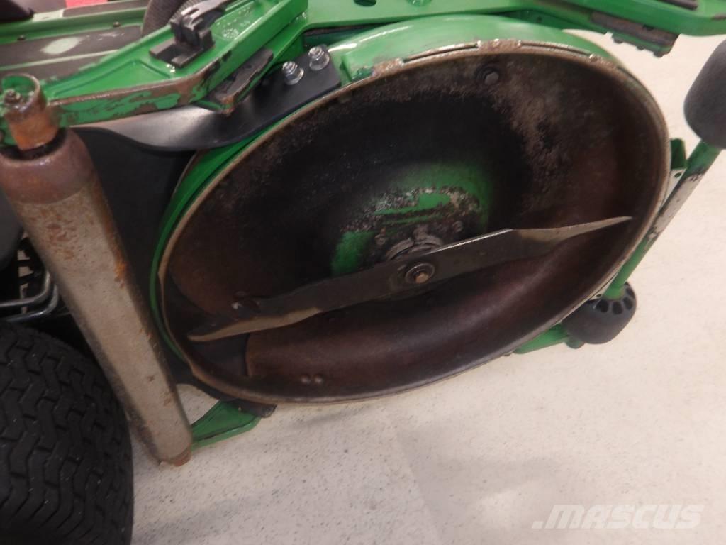 John Deere 9009 A Kosiarki na pola golfowe i stadiony