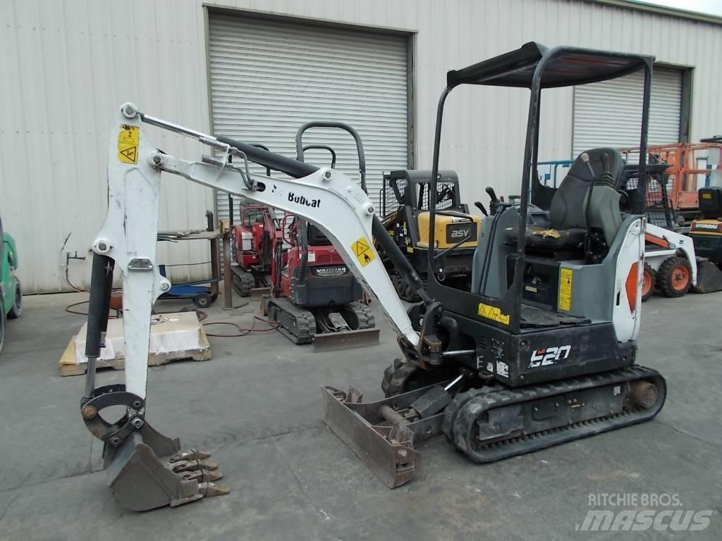 Bobcat E20 Minikoparki