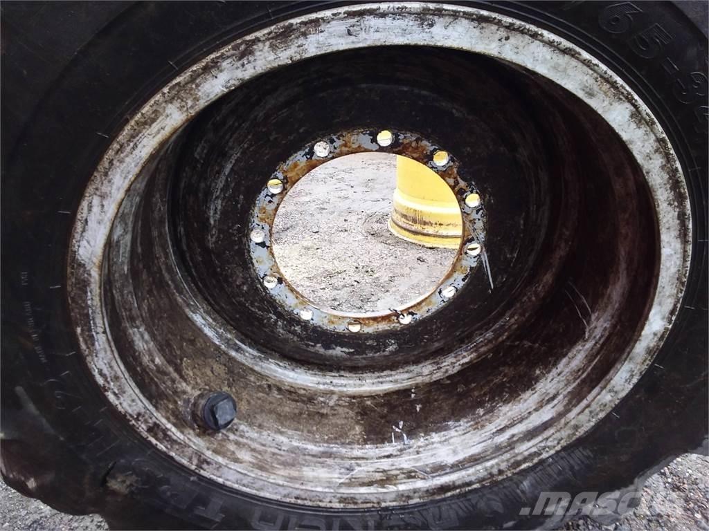 Valmet 911.1 20x34 Opony, koła i felgi