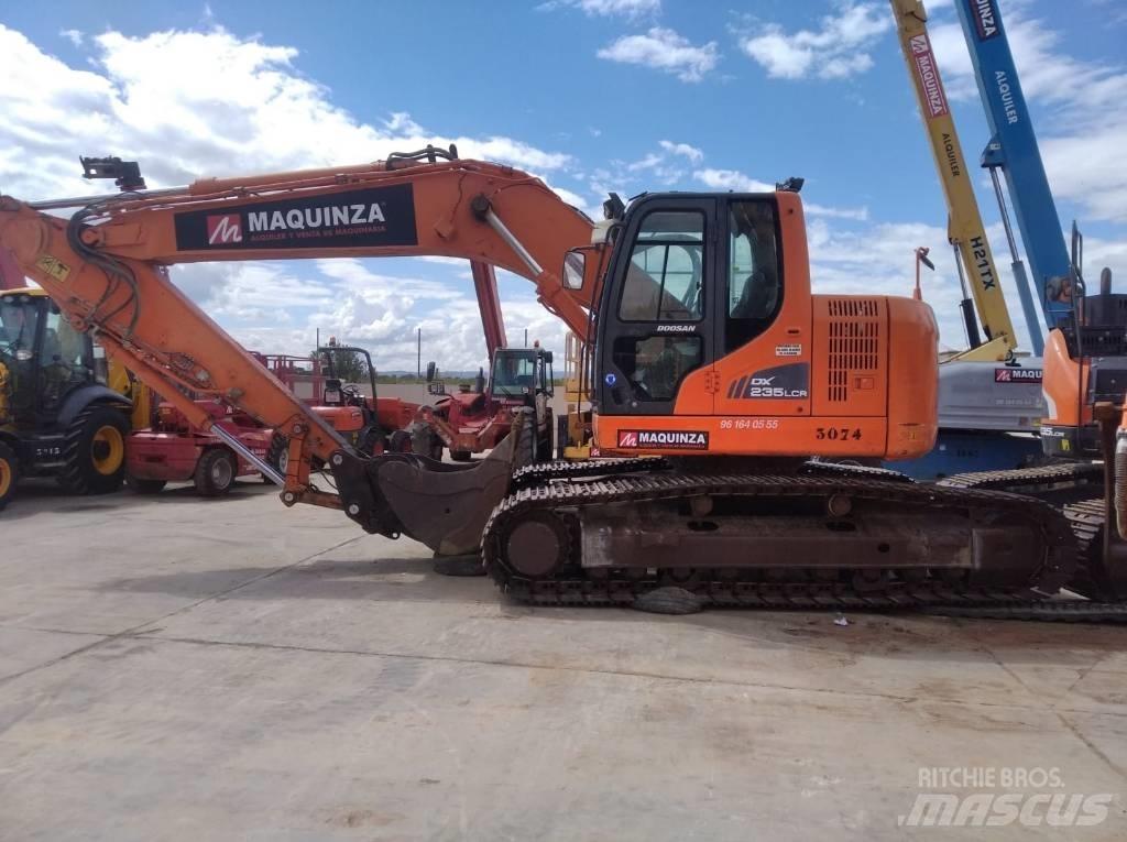 Doosan DX 235 LCR Koparki gąsienicowe
