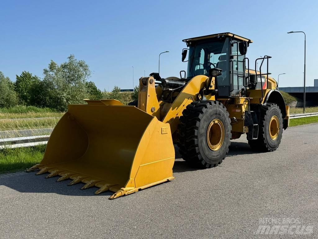 CAT 950M Ładowarki kołowe