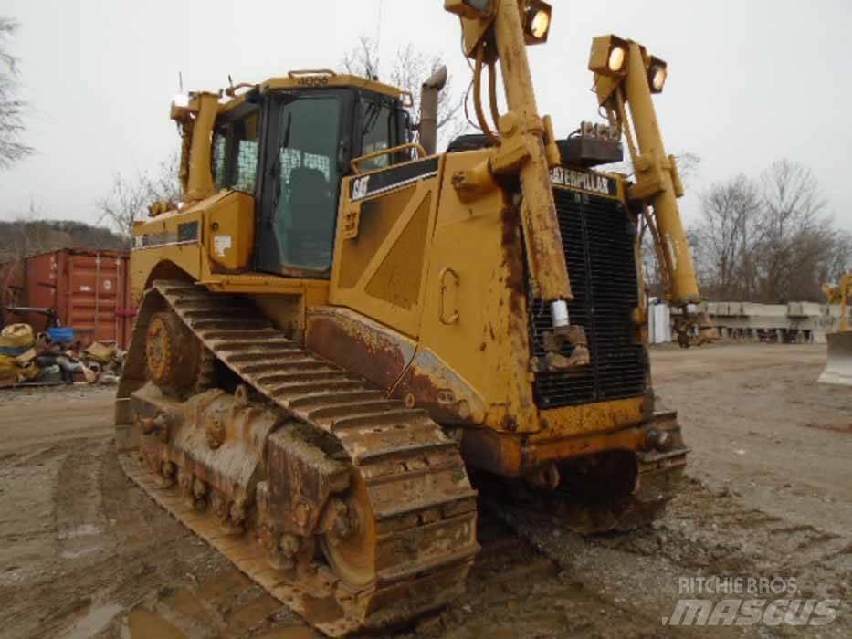CAT D 8 T Spycharki gąsienicowe