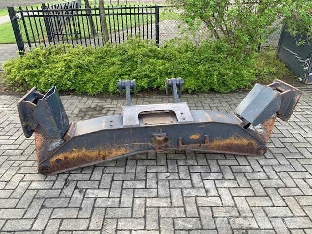 Doosan Outriggers Ramy i zawieszenie